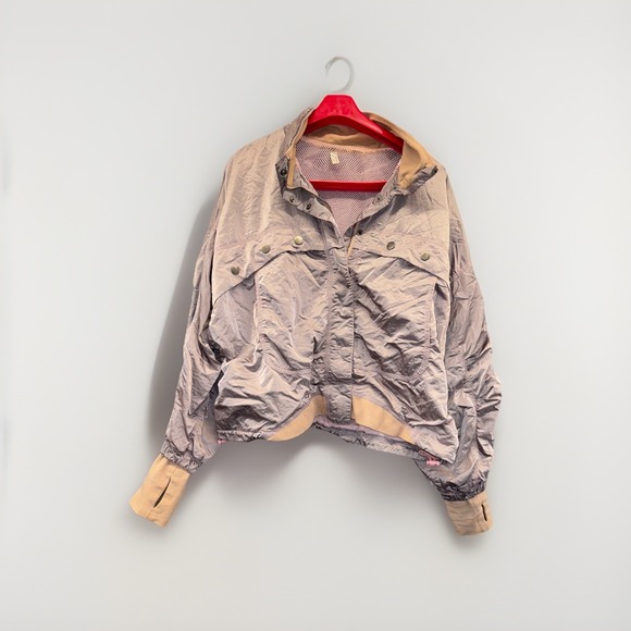 Free People FP Movement Opal Satin Jacket Medium EUC - Picture 6 of 8